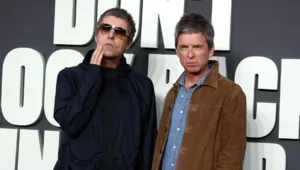 Группа Oasis объявила о мировом турне на фоне слухов об отмене концерта в Париже