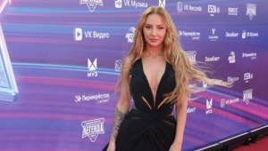 ANNA ASTI на Премии МУЗ-ТВ: «На Бога надейся, а сам не плошай»