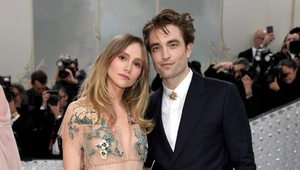 Возлюбленная Роберта Паттинсона прервала молчание после слухов о беременности Возлюбленная Роберта Паттинсона прервала молчание после слухов о беременности