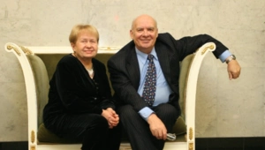 Александра Пахмутова трогательно почтила память Николая Добронравова