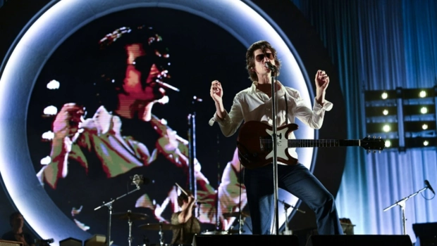 Arctic Monkeys выпустили новую песню для благотворительного проекта