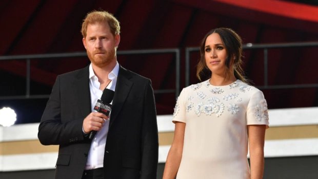 Меган Маркл вышла в свет с украшениями на сумму почти 20 тыс долларов