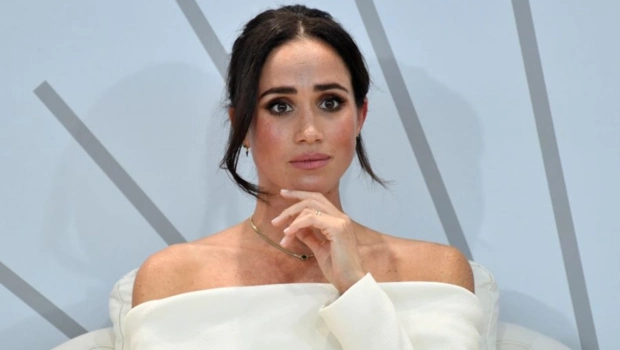 Представитель Меган Маркл прокомментировал слухи об украденном дизайнерском платье Представитель Меган Маркл прокомментировал слухи об украденном дизайнерском платье