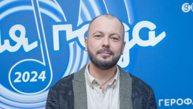 Сумишевский показал сына от погибшей в автокатастрофе супруги Сумишевский показал сына от погибшей в автокатастрофе супруги