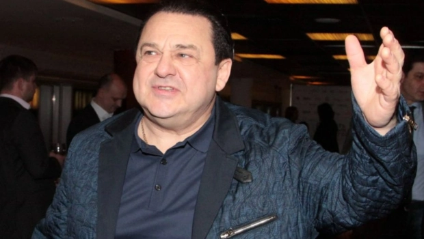 Жалаңаш жетілген әйелдердің фотосуреттері