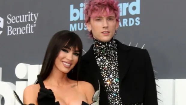 СМИ: Меган Фокс испытала облегчение из-за романа Machine Gun Kelly с Дакотой Джонсон СМИ: Меган Фокс испытала облегчение из-за романа Machine Gun Kelly с Дакотой Джонсон