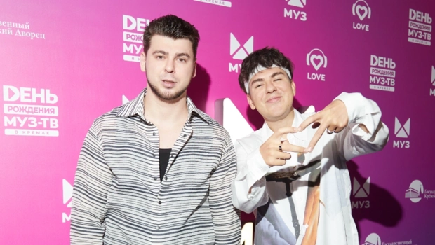 GAYAZOV$ BROTHER$ рассказали, как прогуляли собственный выпускной ради записи трека