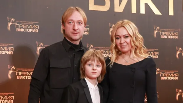 Яна Рудковская заявила, что Александр Плющенко будет представлять две страны на соревнованиях