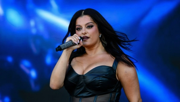 Биби Рекса обратилась к поклонникам с «миссией»: помочь найти ей «папочку будущего малыша»