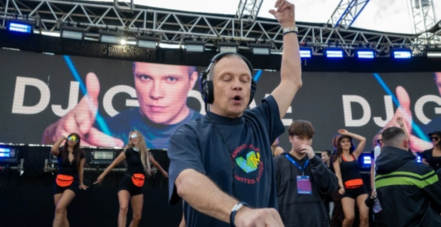 DJ Groove рассказал о сотрудничестве с Filatov & Karas DJ Groove рассказал о сотрудничестве с Filatov & Karas