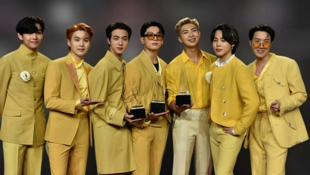 Лейбл Big Hit Music пока отказался подтверждать выход нового альбома BTS в марте Лейбл Big Hit Music пока отказался подтверждать выход нового альбома BTS в марте