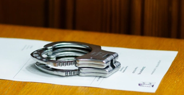 Мужа актрисы Алины Боз задержали в Стамбуле по делу о запрещенных веществах