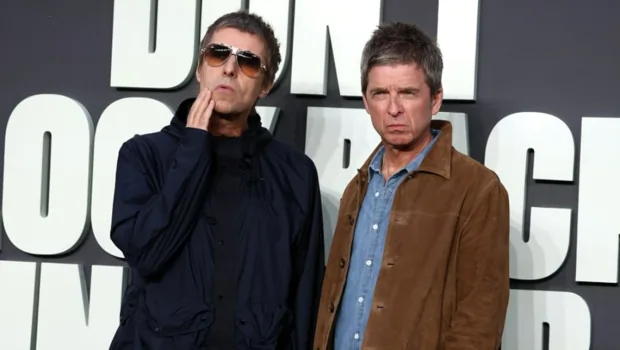Группа Oasis объявила о мировом турне на фоне слухов об отмене концерта в Париже Группа Oasis объявила о мировом турне на фоне слухов об отмене концерта в Париже