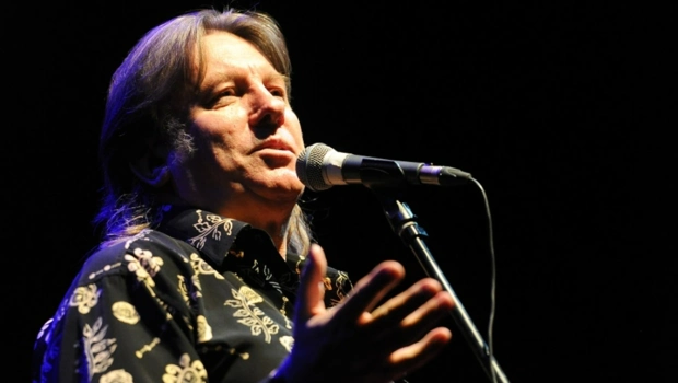 Юрий Лоза назвал песню из своего репертуара «хитом на все времена» Юрий Лоза назвал песню из своего репертуара «хитом на все времена»