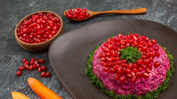 Селедка под шубой: как выложить слои, чтобы было вкусно — лучший рецепт Селедка под шубой: как выложить слои, чтобы было вкусно — лучший рецепт