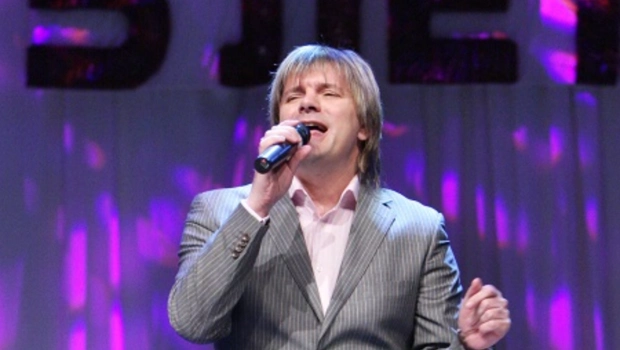 Куда пропал Николай Трубач: как сейчас живет исполнитель хита «Голубая луна»