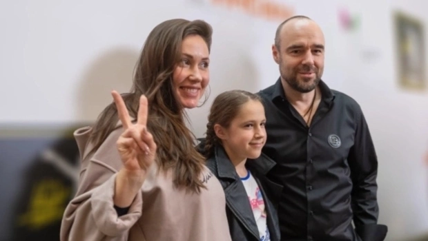 Елена Товстик заявила, что Роман забыл о шестерых детях ради новой возлюбленной