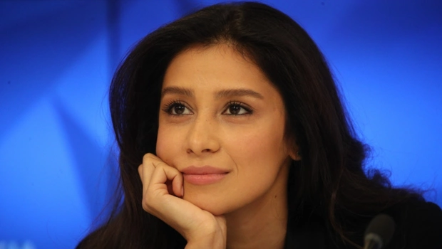 Равшана Куркова показала архивные фото дочери в честь ее трехлетия