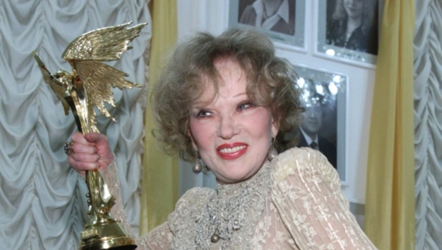 Тайную дачу Людмилы Гурченко снесли после того, как внучка продала ее за 16 млн рублей