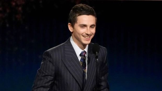 После слухов о свадьбе с Кайли Дженнер: Шаламе попал в объективы папарацци с другой актрисой