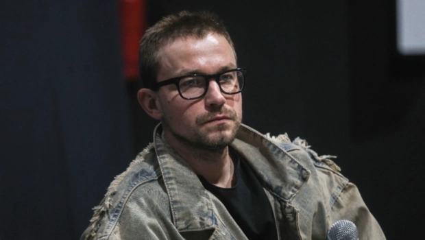 Александр Петров обратился к покойному актеру Роману Попову Александр Петров обратился к покойному актеру Роману Попову