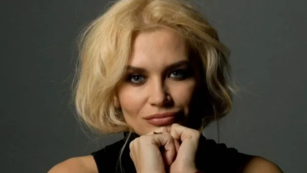 Режиссер Наталия Каленова едва не погибла при пожаре из-за зарядки смартфона
