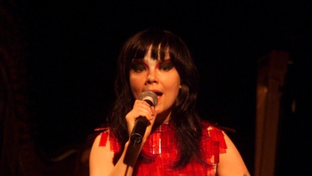 Бьорк поддержала призыв бойкотировать «Евровидение» Бьорк поддержала призыв бойкотировать «Евровидение»