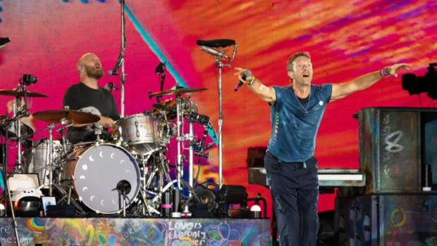 По мотивам скандала на концерте Coldplay выпустили видеоигру