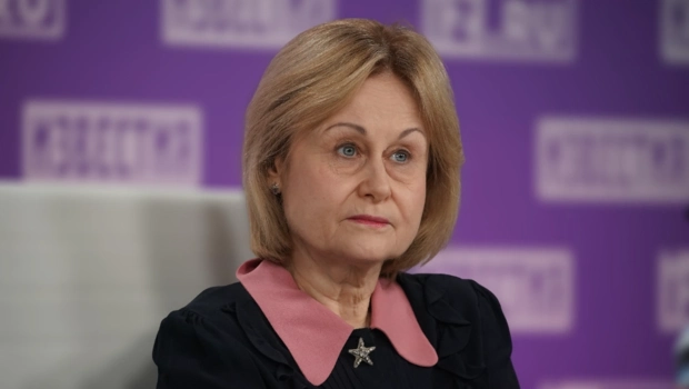 Дарья Донцова рассказала о борьбе мужа с тремя видами рака