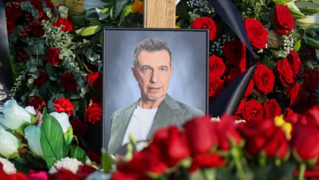 Продюсер рассказал о последних минутах жизни Сергея Соседова Продюсер рассказал о последних минутах жизни Сергея Соседова