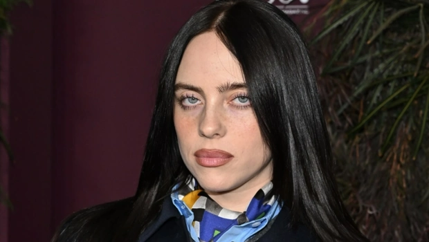 Билли Айлиш рассказала о работе с Джеймсом Кэмероном и приняла сторону в споре о двери из «Титаника» Билли Айлиш рассказала о работе с Джеймсом Кэмероном и приняла сторону в споре о двери из «Титаника»