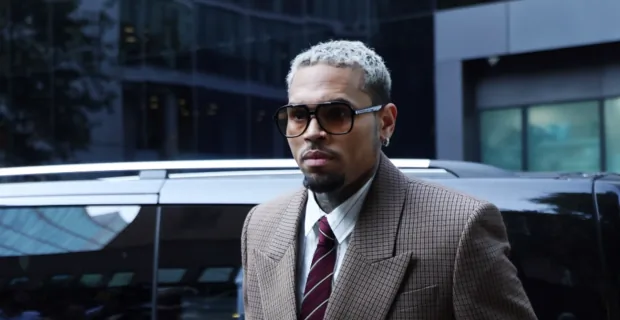 Звезда R&B Крис Браун стал отцом в четвертый раз