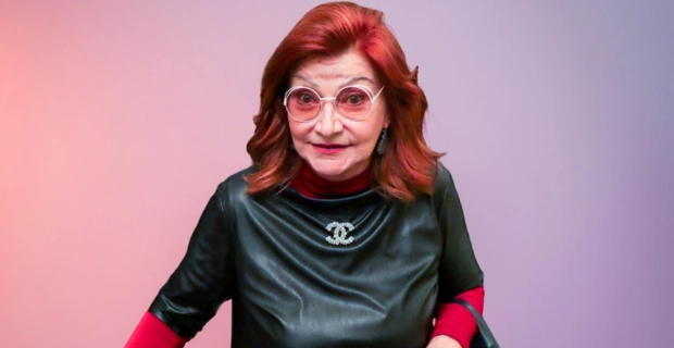 Заметно помолодевшая Елена Степаненко вернулась на телевидение