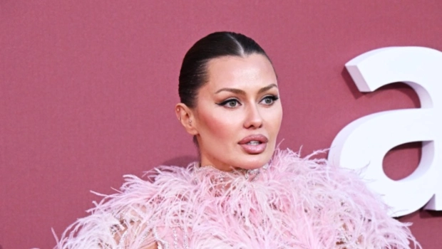 Виктория Боня раскрыла эксклюзивные детали ночи на Эвересте Виктория Боня раскрыла эксклюзивные детали ночи на Эвересте