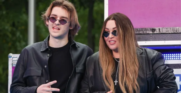Ирина Дубцова поделилась деталями из личной жизни 20-летнего сына Ирина Дубцова поделилась деталями из личной жизни 20-летнего сына
