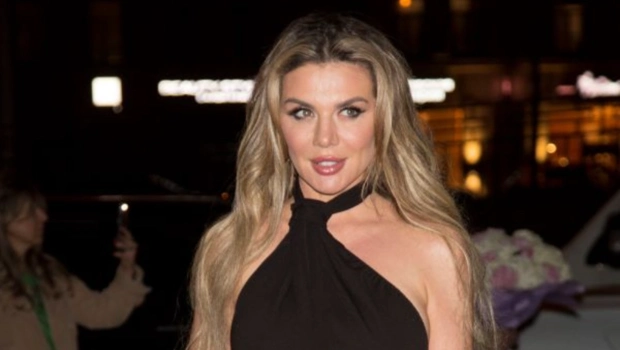 Анна Седокова опровергла слухи о романе с Джиганом