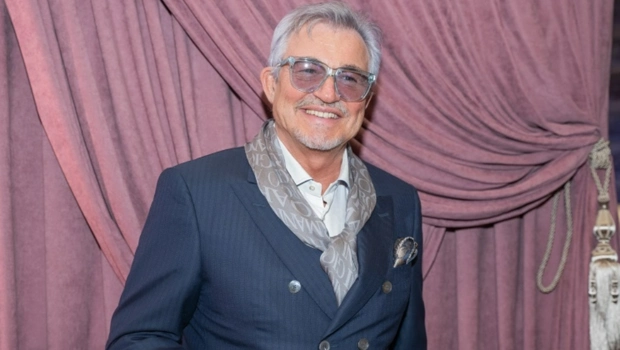 Дибров хочет отобрать у экс-жены фамилию: «Не должно быть символом провинциального адюльтера»