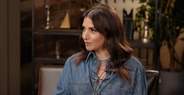 «Хит Сториз» на МУЗ-ТВ раскроет эксклюзивные подробности хита Жасмин «Перепишу любовь»