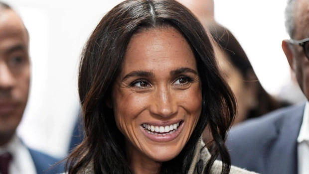 Меган Маркл уличили в копировании стиля Анджелины Джоли в ходе тура
