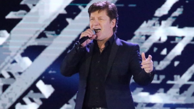 Певец Феликс Царикати узнал о существовании тяжелобольного внебрачного сына Певец Феликс Царикати узнал о существовании тяжелобольного внебрачного сына