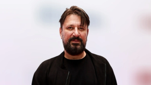 Жена Виктора Логинова назвала причину «пропажи» из микроблога поста о разводе с актером