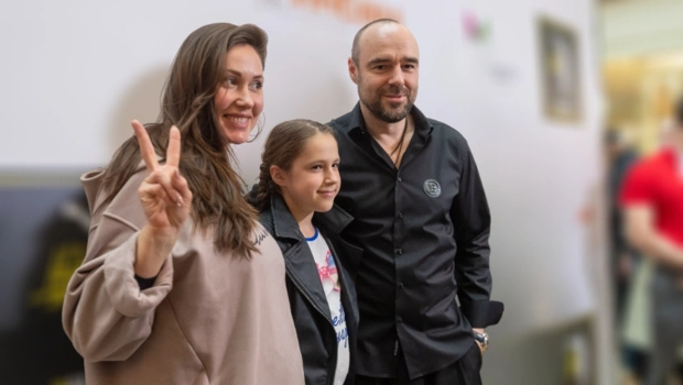 Отец Романа Товстика обрушился с критикой на экс-невестку