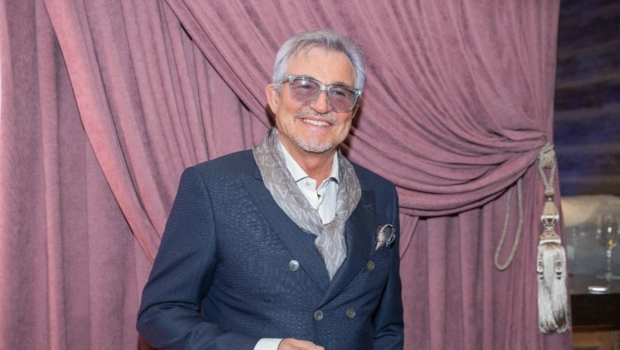 Дмитрий Дибров дал новогодний совет россиянам и обратился к детям: «Если я умру» Дмитрий Дибров дал новогодний совет россиянам и обратился к детям: «Если я умру»