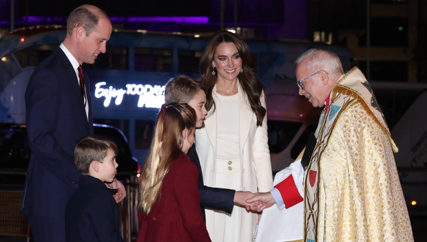 КОРОНА: дочь Кейт Миддлтон и принца Уильяма выглядит как самый старший ребенок — вылитая бабушка