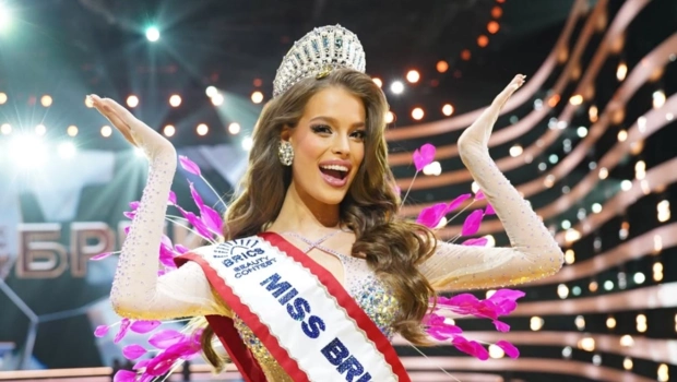 Россиянка победила в конкурсе Miss BRICS: ее корону украшает тысяча бриллиантов