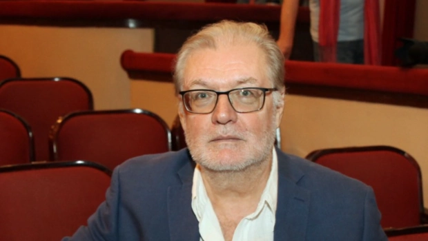 Театр Вахтангова сообщил причину смерти народного артиста РФ Симонова