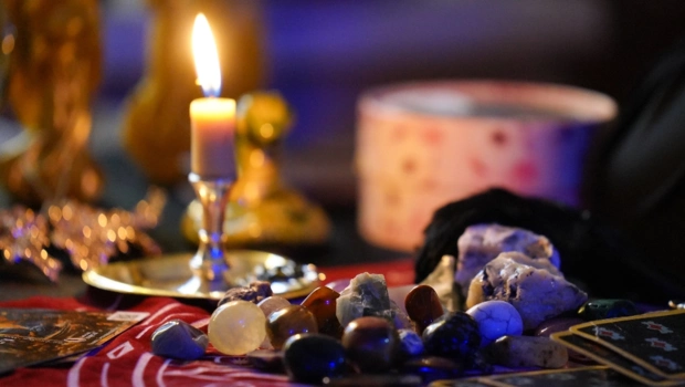 Гороскоп на декабрь: Овнов ждут командировки и пауза в личной жизни