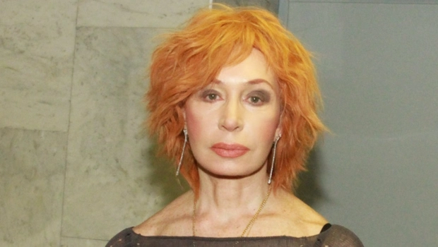 Татьяна Васильева готовится к суду с наехавшим на нее водителем: «По камерам всё видно» Татьяна Васильева готовится к суду с наехавшим на нее водителем: «По камерам всё видно»