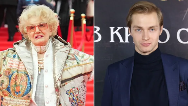 90-летняя Светлана Дружинина станцевала вальс с 28-летним актером Андреем Лаптевым 90-летняя Светлана Дружинина станцевала вальс с 28-летним актером Андреем Лаптевым
