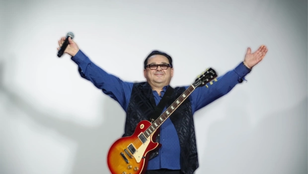 69-летний Игорь Саруханов поделился трогательными кадрами с маленькой дочерью